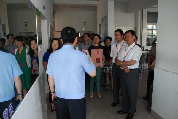 九游会股份纺织集团联合开展党员干部廉政教育