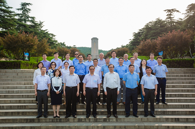 j9九游会集团党委赴徐州开展 “跟着习近平总书记足迹学党史”专题活动4_副本.png